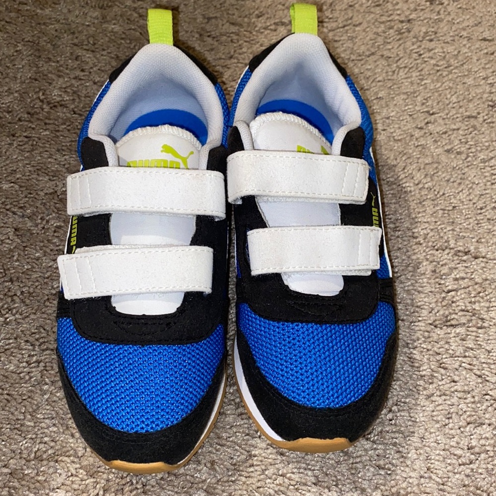 Brand new boys puma sneakers